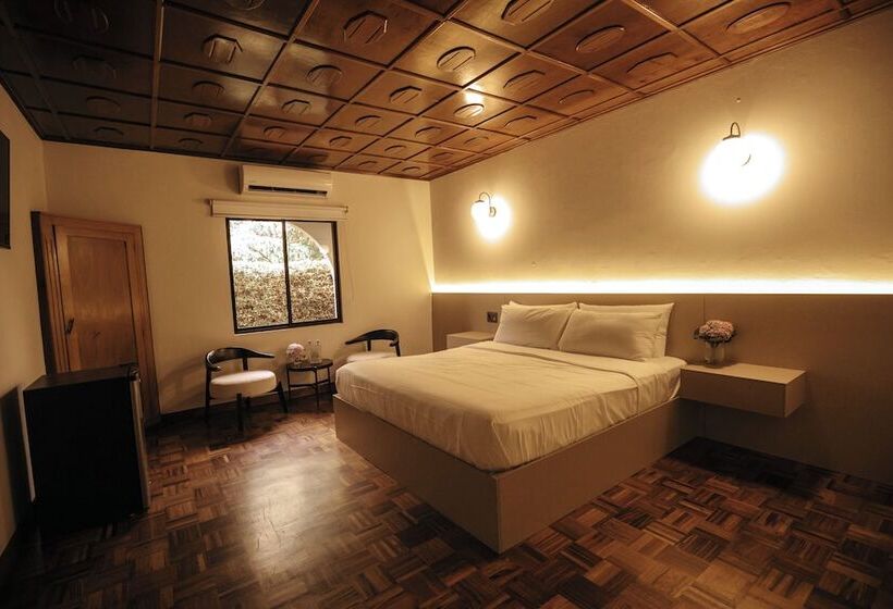 בית מלון כפרי Rebequet