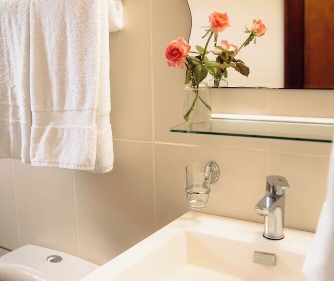 בית מלון כפרי Rebequet