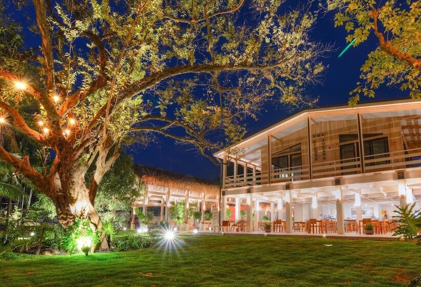 ホテル The Gilded Iguana