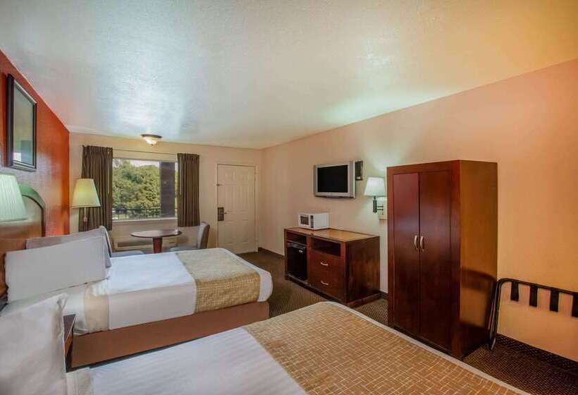فندق Travelodge By Wyndham Houston Hobby Airport