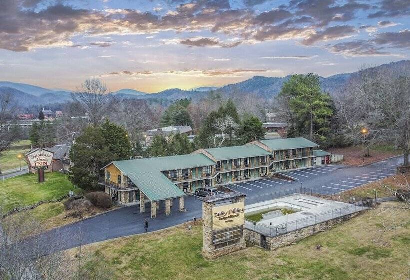 فندق Tremont Lodge & Resort