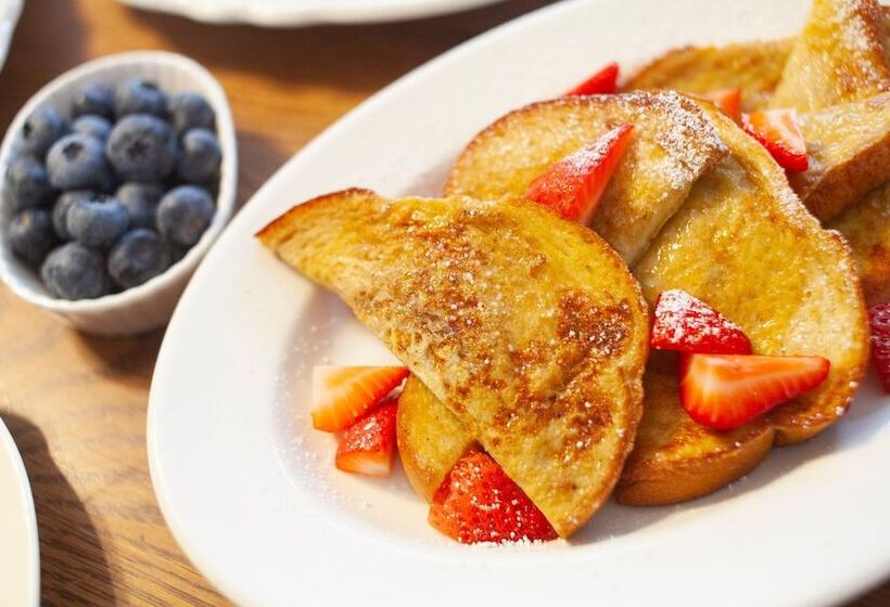 Katy House Bed And Breakfast