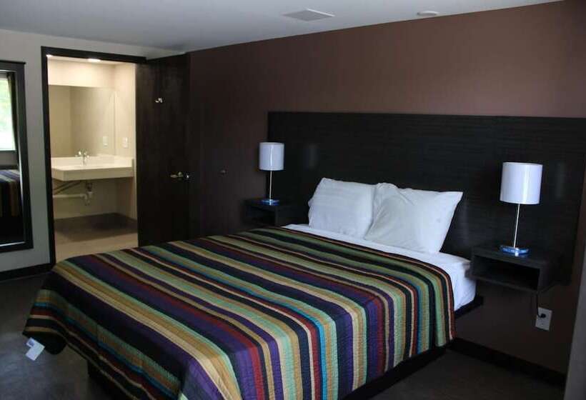 فندق على الطريق Castle Inn