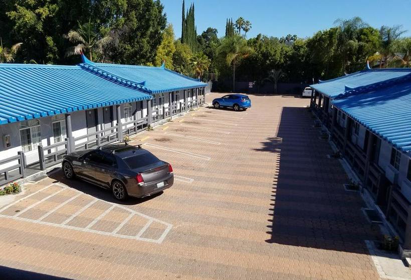 Мотель Rodeway Inn