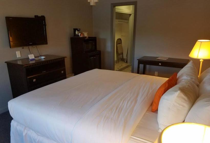 Мотель Rodeway Inn