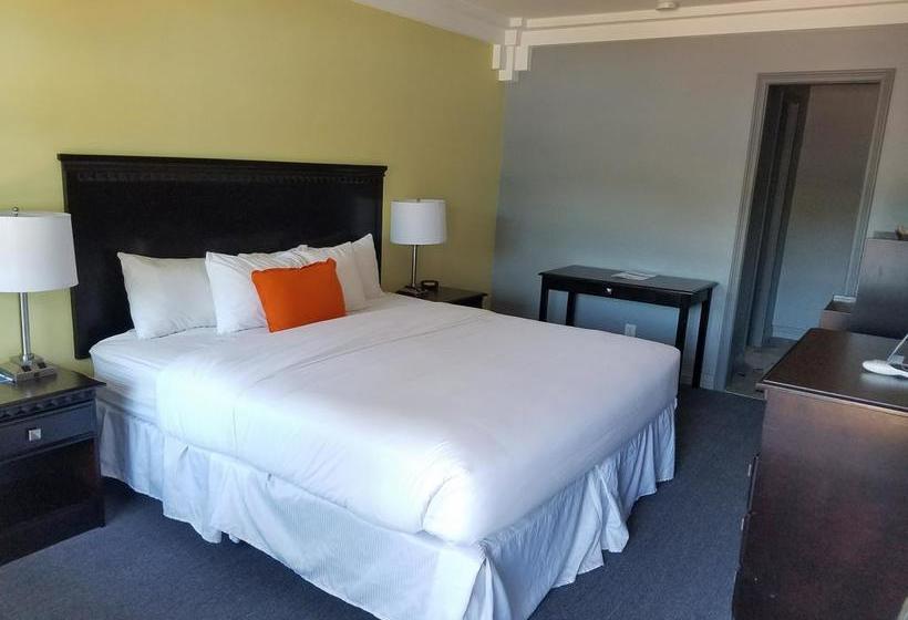 Мотель Rodeway Inn