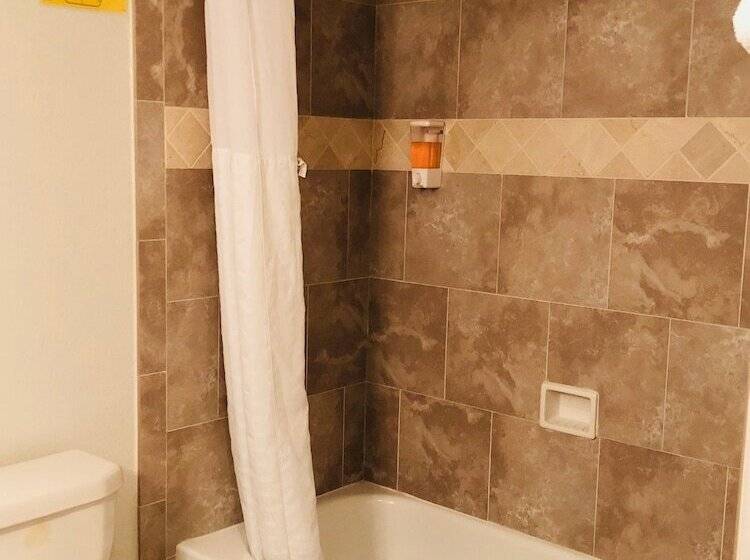 فندق على الطريق Sakura Inn