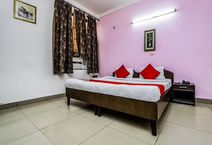 Oyo 457 Hotel Mittal Residency