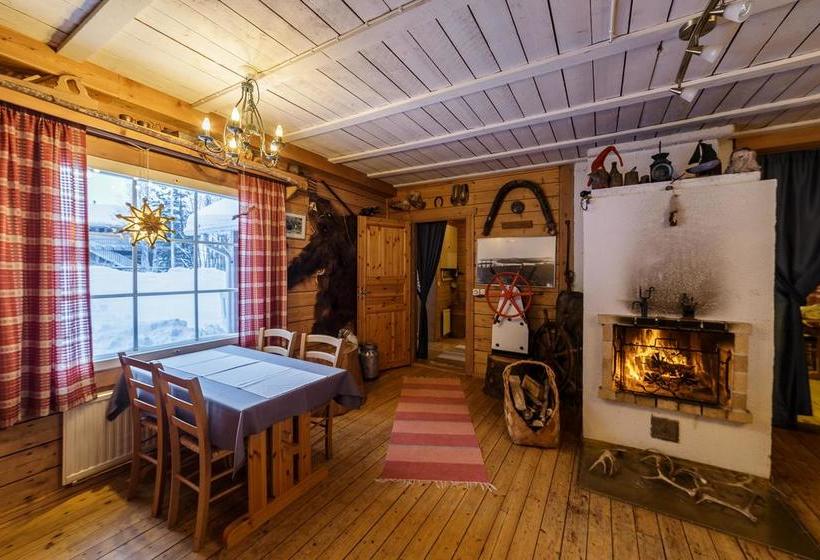 Santa S Little Village   Hotel Uitonniemi