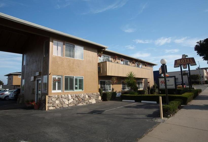Thunderbird Motel