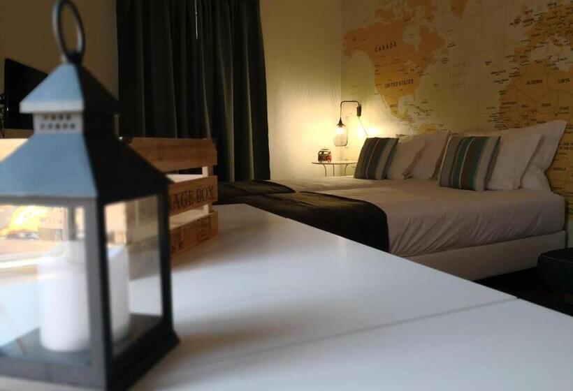 Travellers Pearl By Storytellers