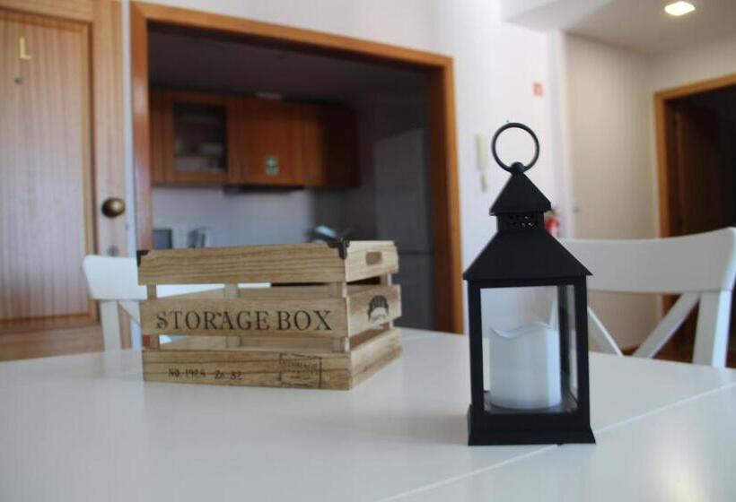 Travellers Pearl By Storytellers