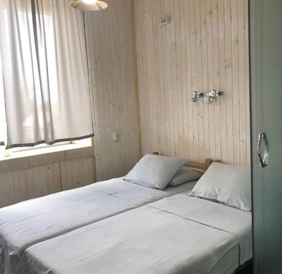 هاستل Baron Munchausen Guest House