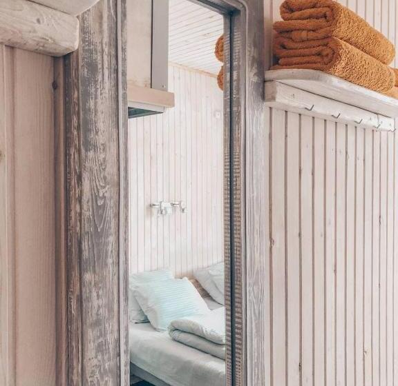 هاستل Baron Munchausen Guest House