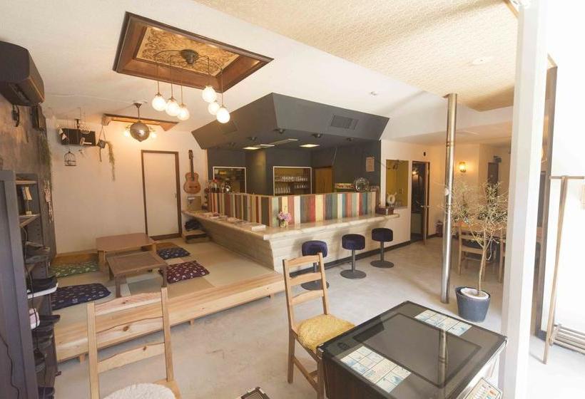 הוסטל Book & Guesthouse Hitotomaru