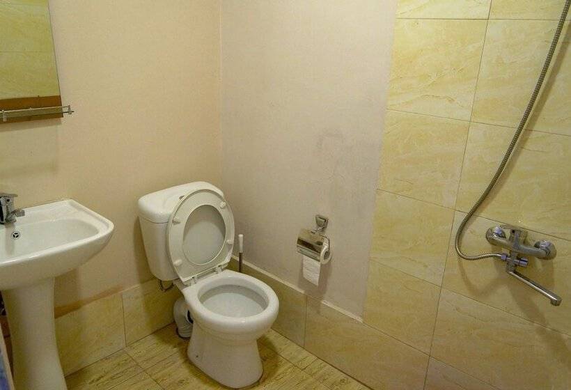 هاستل Mimino Guest House