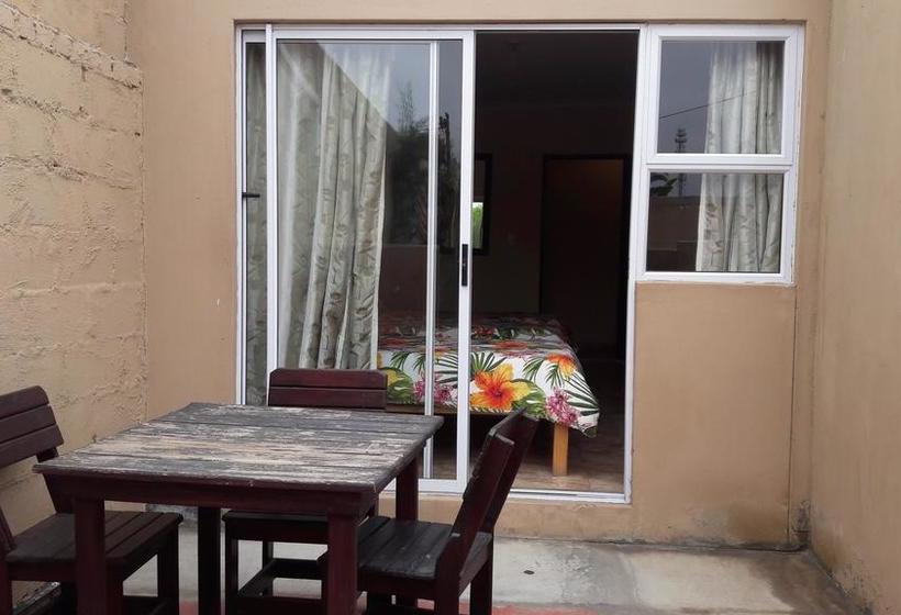 Hostel Skippers Backpackers Cc