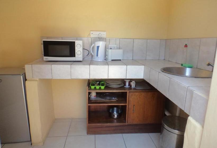 Hostel Skippers Backpackers Cc