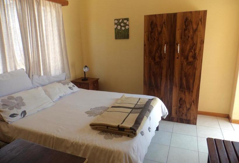 Hostel Skippers Backpackers Cc