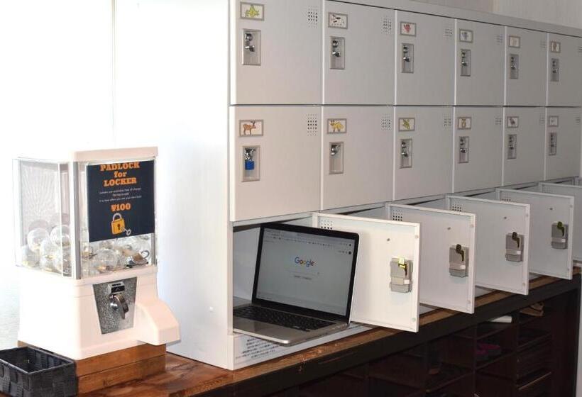 הוסטל Noboribetsu Guest House Aka & Ao