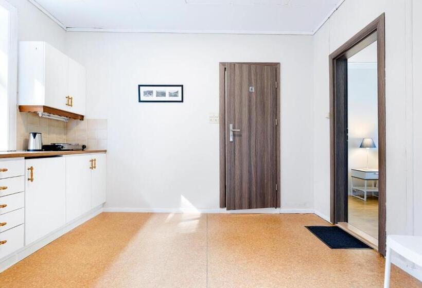 הוסטל Slottet Apartments