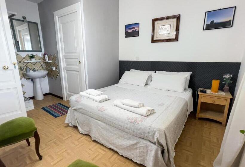 צימר Dolmen House