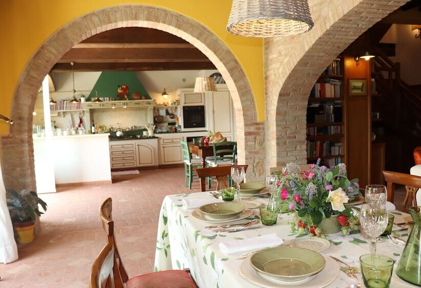 مبيت وإفطار Fattoria Di Corazzano