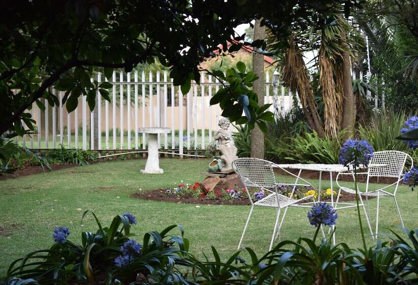 Bed and Breakfast Moye Guest House