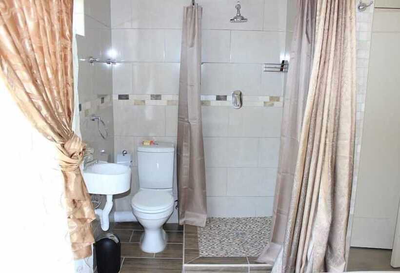 Bed and Breakfast Moye Guest House