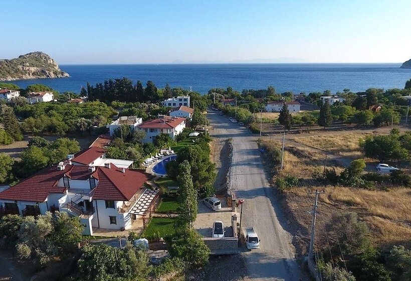 مبيت وإفطار Savana Butik Otel