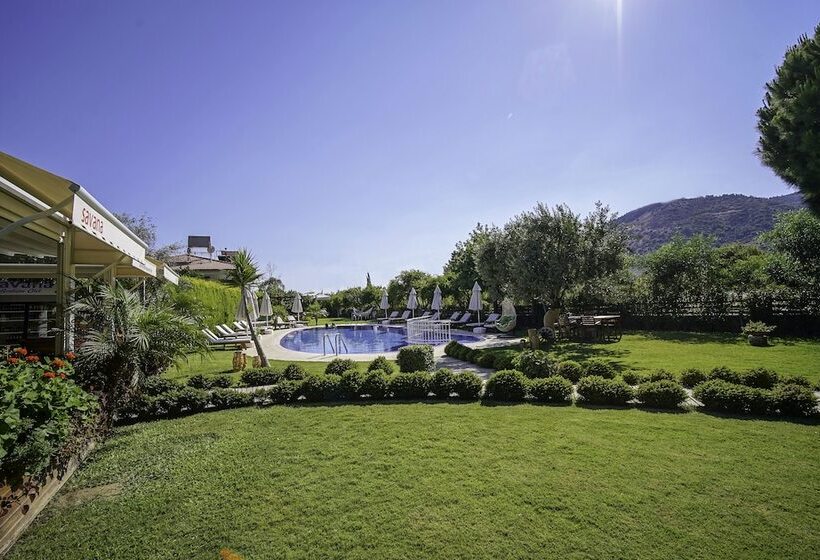 مبيت وإفطار Savana Butik Otel