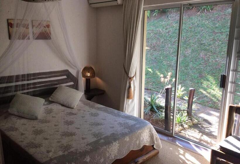 مبيت وإفطار Tropical Paradise