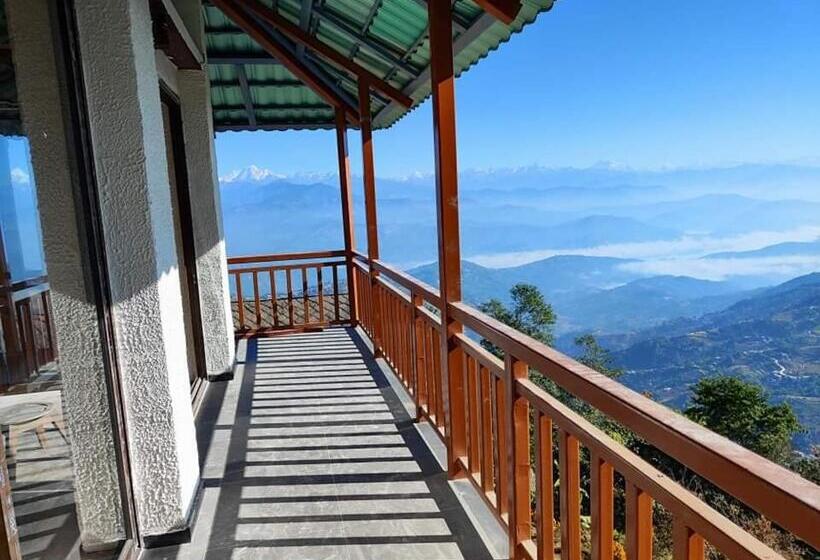 Everest Manla Resort