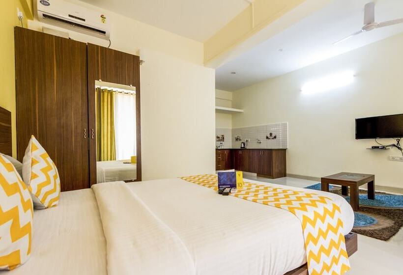 Fabhotel Iwe Studio Yelahanka