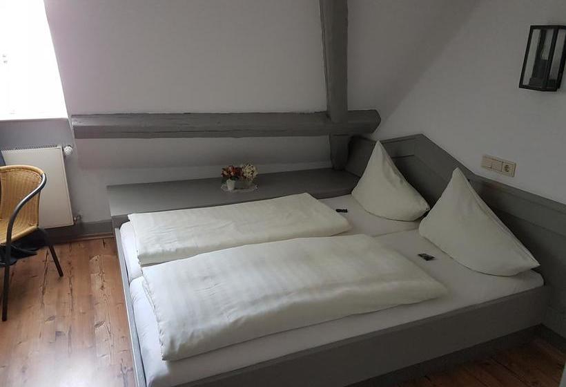 Отель Land Alte Schmiede