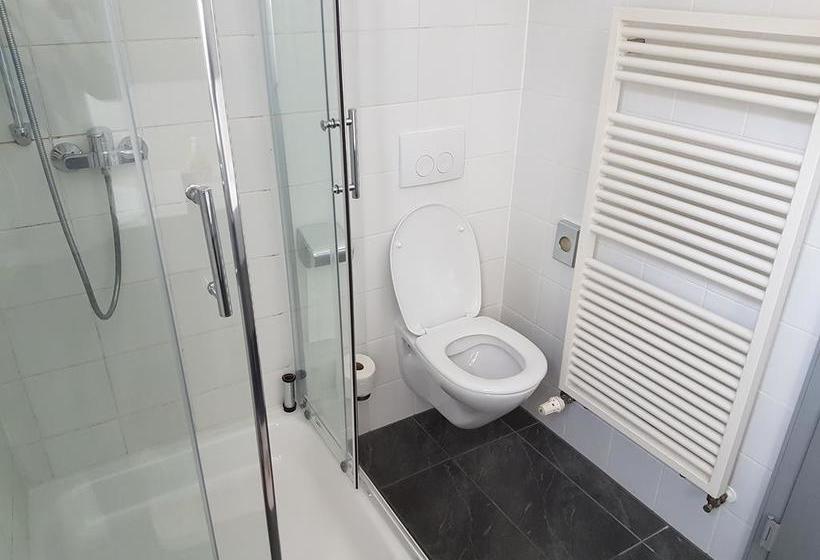 Отель Land Alte Schmiede