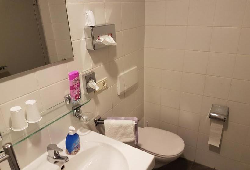 Отель Land Alte Schmiede