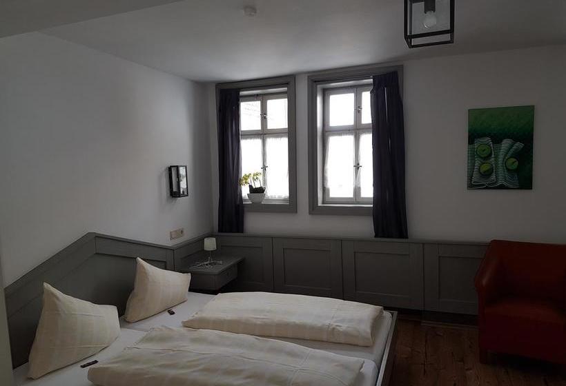 Отель Land Alte Schmiede