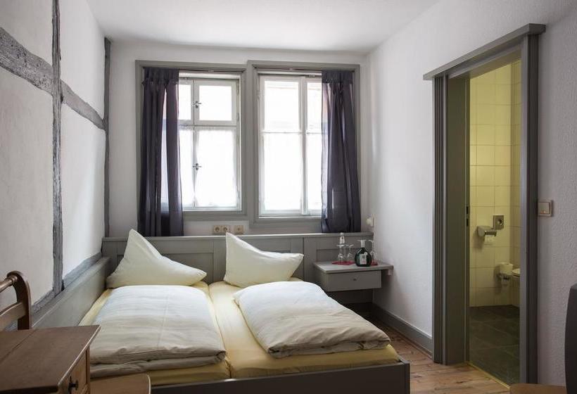 Отель Land Alte Schmiede