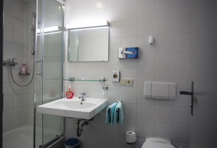 Отель Land Alte Schmiede