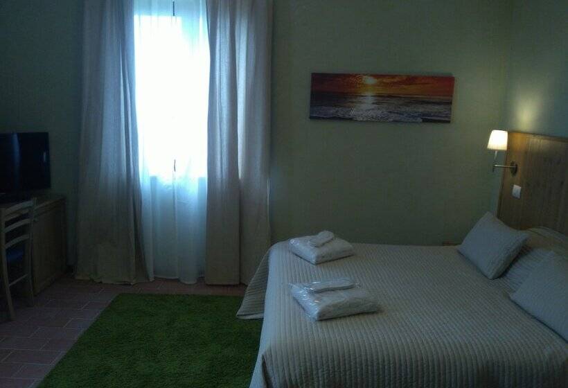 בית מלון כפרי Relais La Roccaccia Universita  Agraria