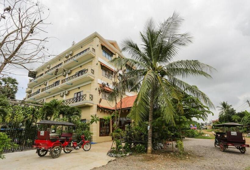 Отель Blue Diamond Hostel