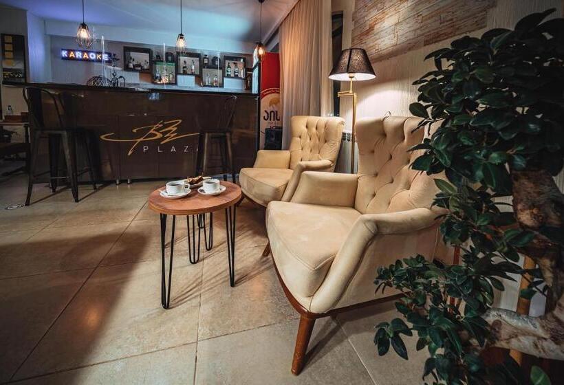 هتل Bm Plaza