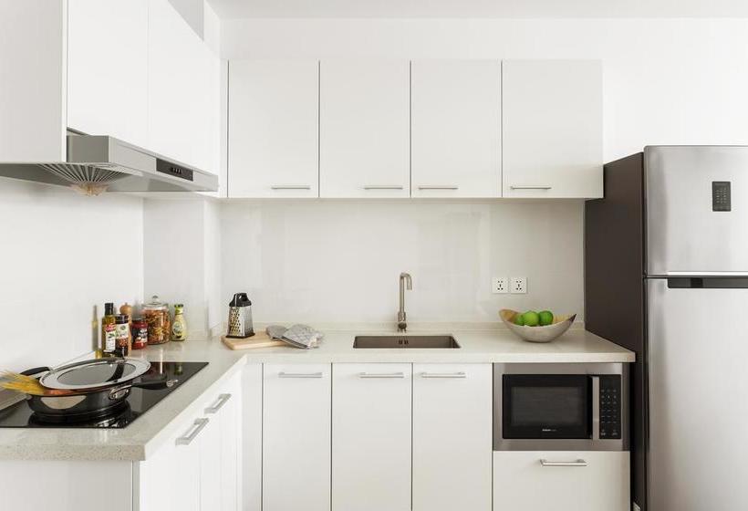 Отель Casa Meridian Residence