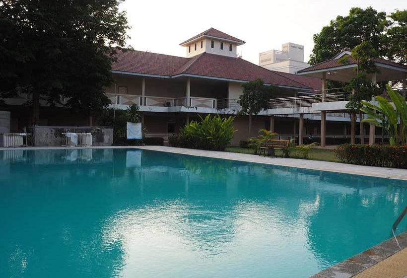 فندق Chaiyaphum Park