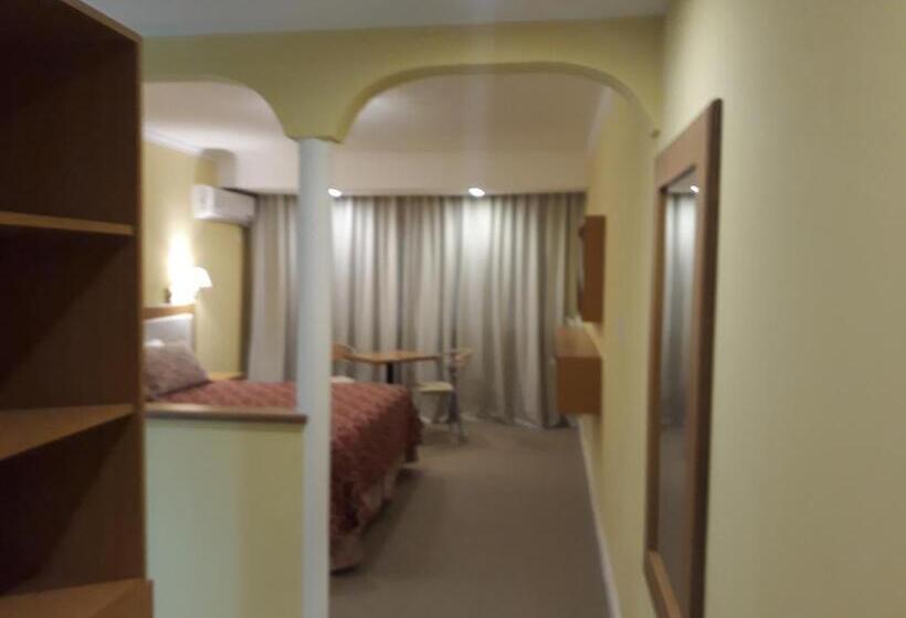 בית מלון כפרי Colonos