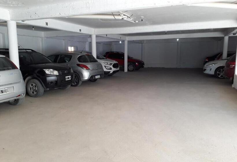 בית מלון כפרי Colonos