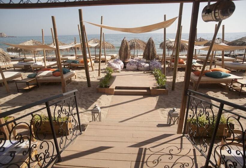 Отель Cristiani