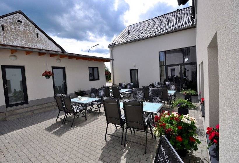 Отель Fast Lane