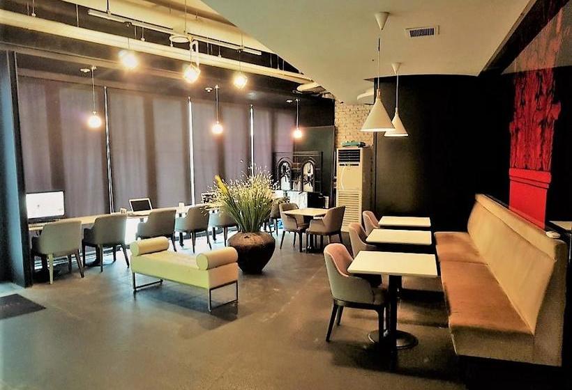 בית מלון כפרי Bolton